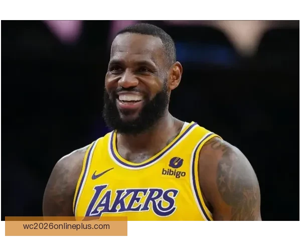 詹姆斯再度带领湖人赢得关键比赛 全场拿下30分并贡献关键助攻